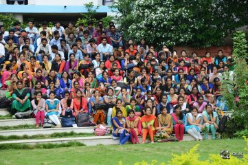 Mahnubhavudu Movie 2nd Song Launch At Vignan College